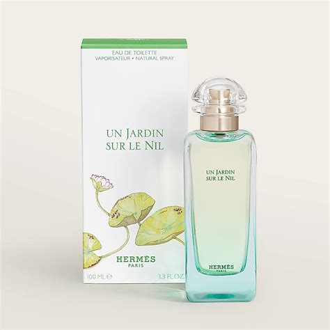 hermes un jardin sur le nil review fragrantica|Hermes perfume green bottle.